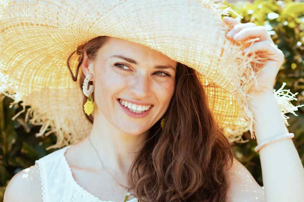 Is Your Leo Woman Done With You? (7 Clues!)