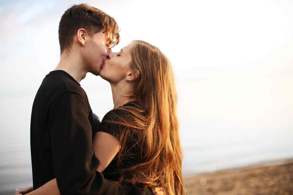 7 Signs A Cancer Man Is In Love