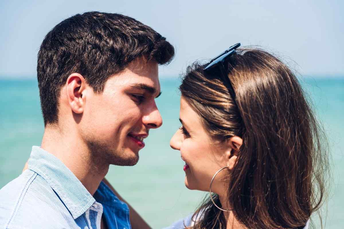 5 Clues A Cancer Man Is Flirting With You
