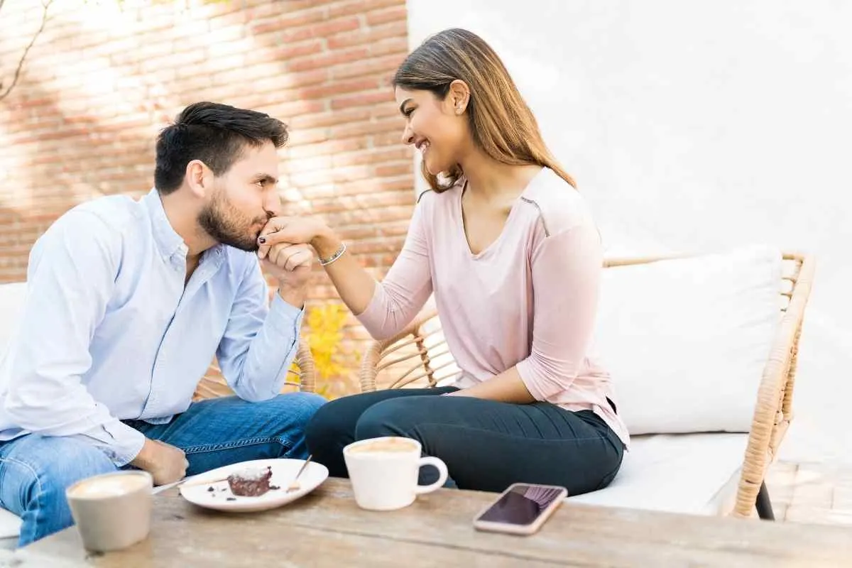 5 Clues A Libra Man Is Flirting With You