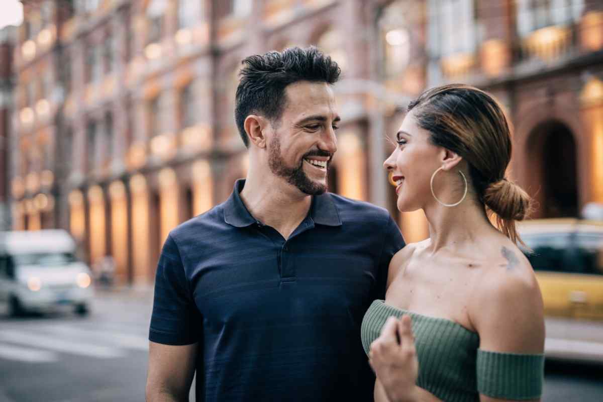 5 Clues A Libra Man Is Flirting With You