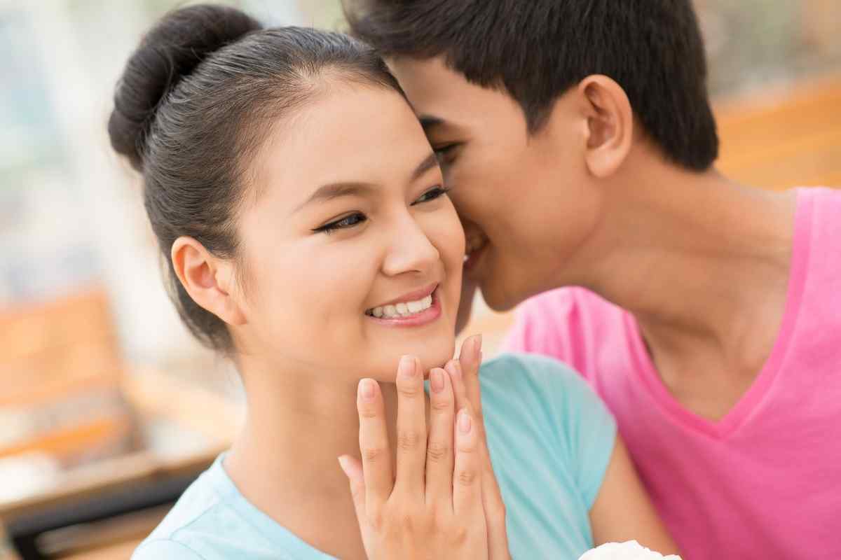 5 Clues A Taurus Woman Is Flirting With You