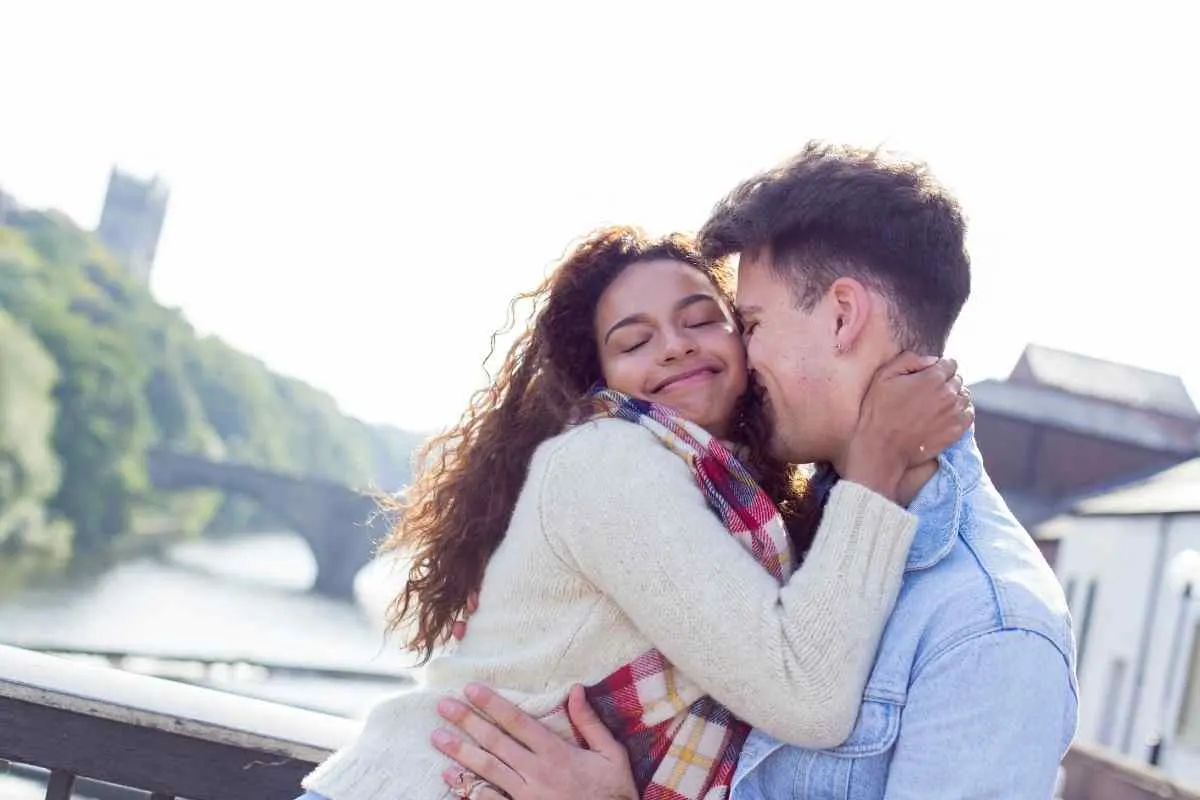 7 Effective Tips To Flirt With A Pisces Woman