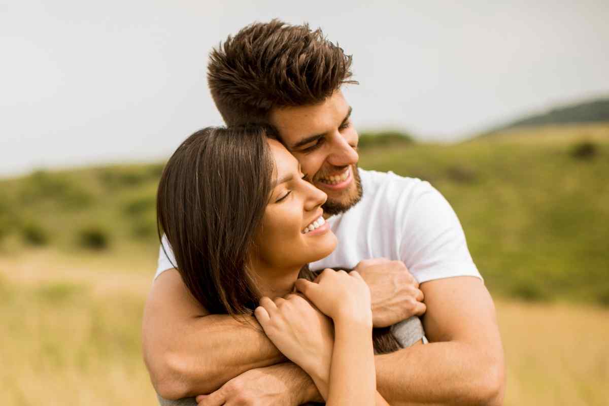 7 Things A Cancer Woman Does When She Likes You