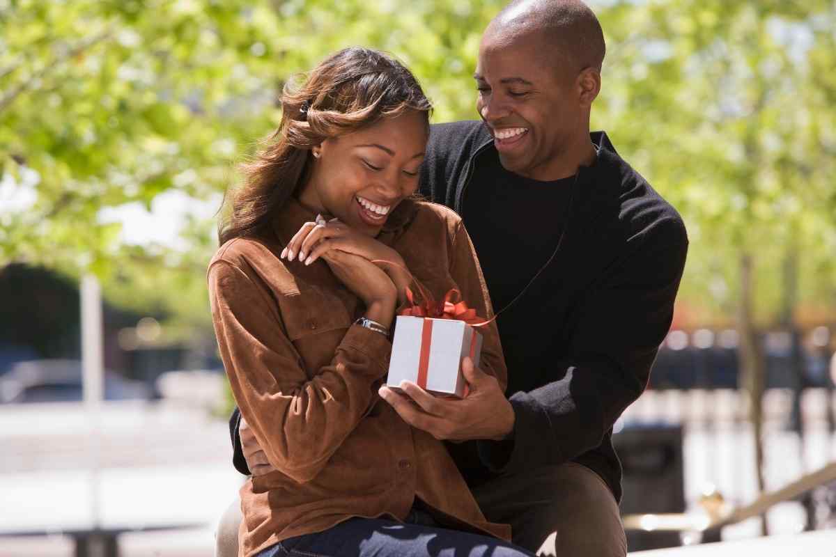 7 Effective Ways To Get A Cancer Woman Hooked