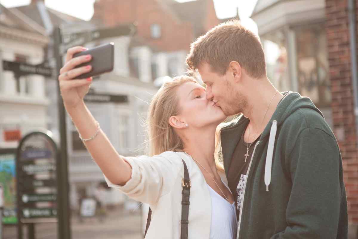 When A Leo Woman Is Ignoring You, Do This! (5 Things)