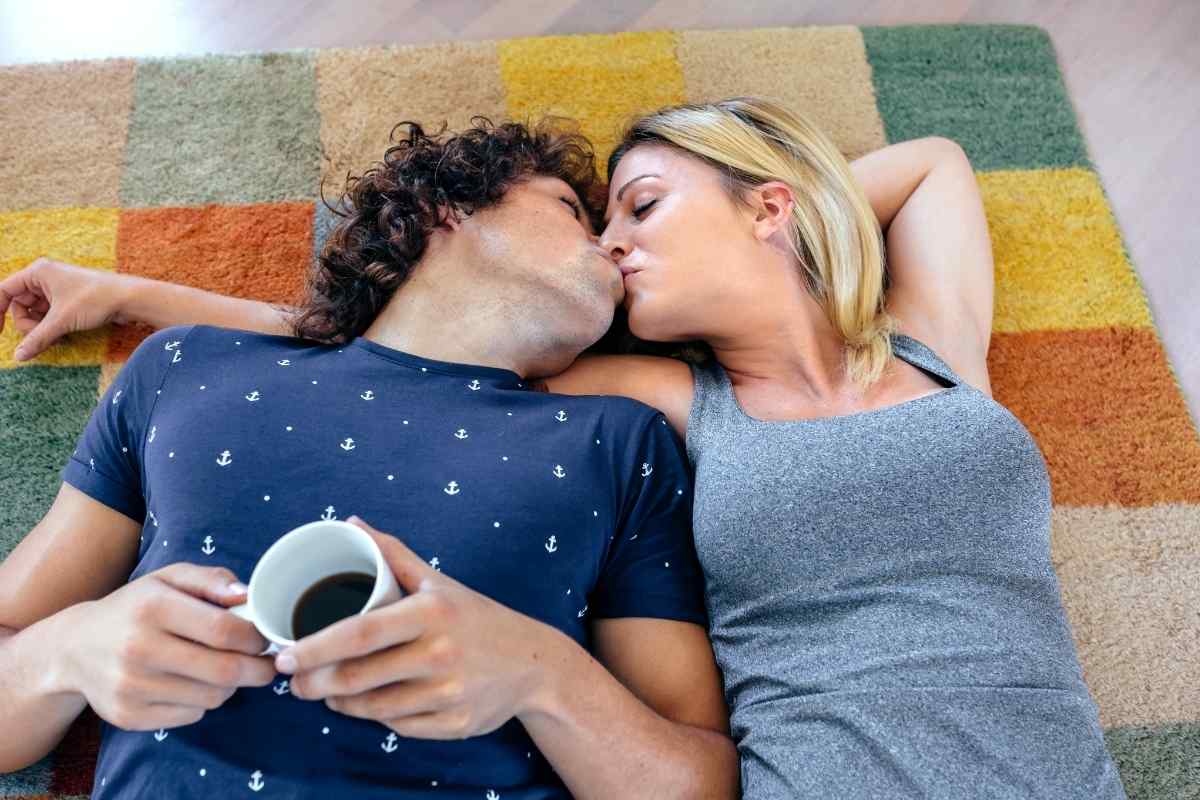 Aquarius Man Kissing Style