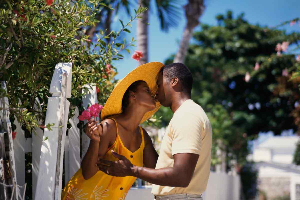 Capricorn Woman Kissing Style