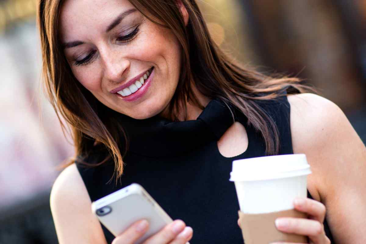 How To Text A Guy, Based On His Zodiac Sign