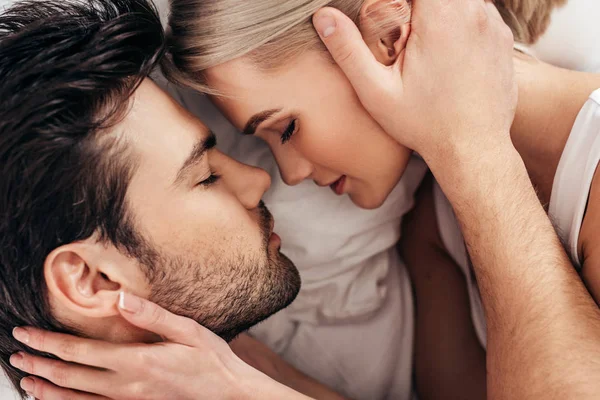 Zodiac in the Bedroom: Astrological Insights for Passion and Compatibility